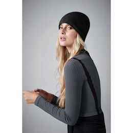 Water repellent beanie