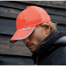 Casquette avec bordures réfléchissantes